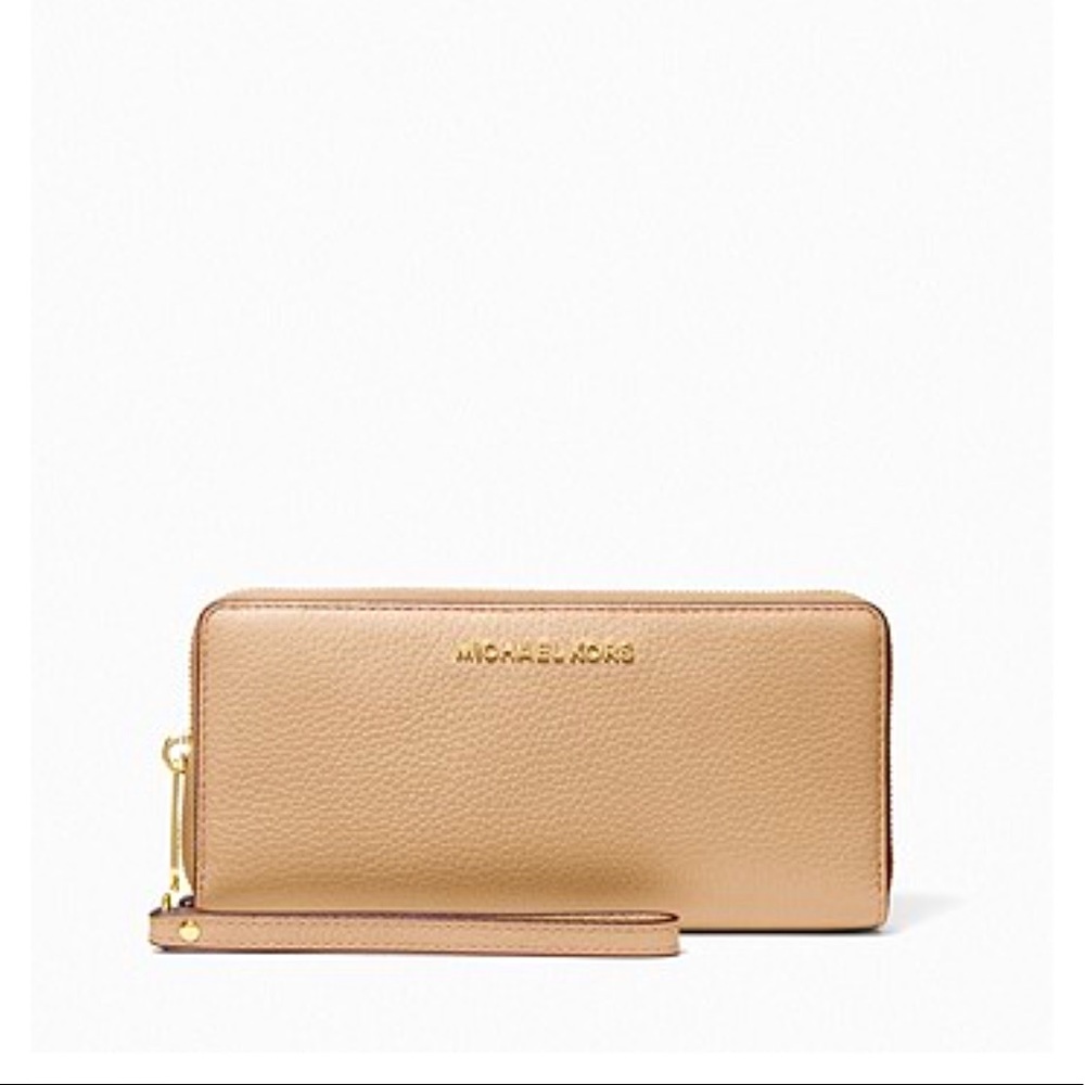 Michael Kors Jetset Travel Gold Continental Wallet